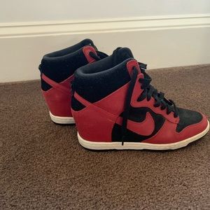 Nike Jordan heel high tops